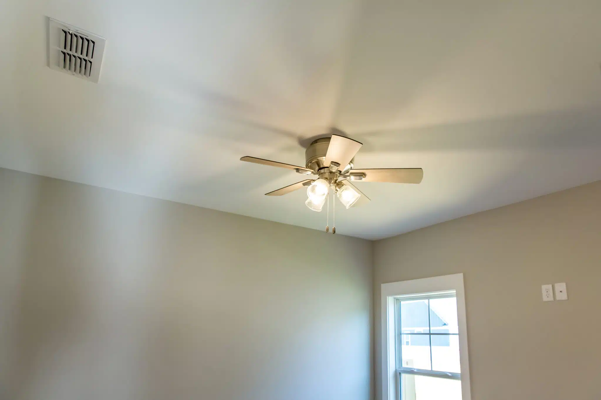 Ceiling fan, Ventilation.