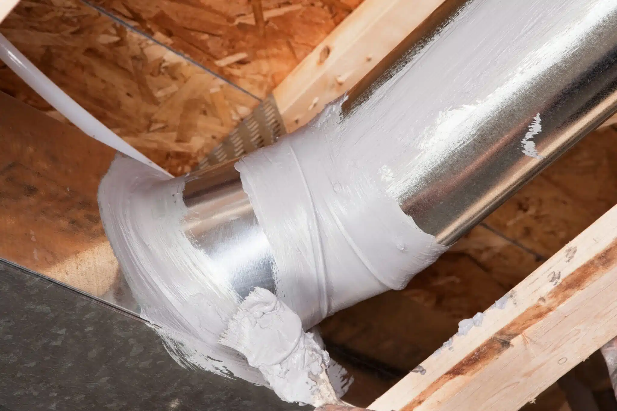 Mastic Duct Leaks Sealing.