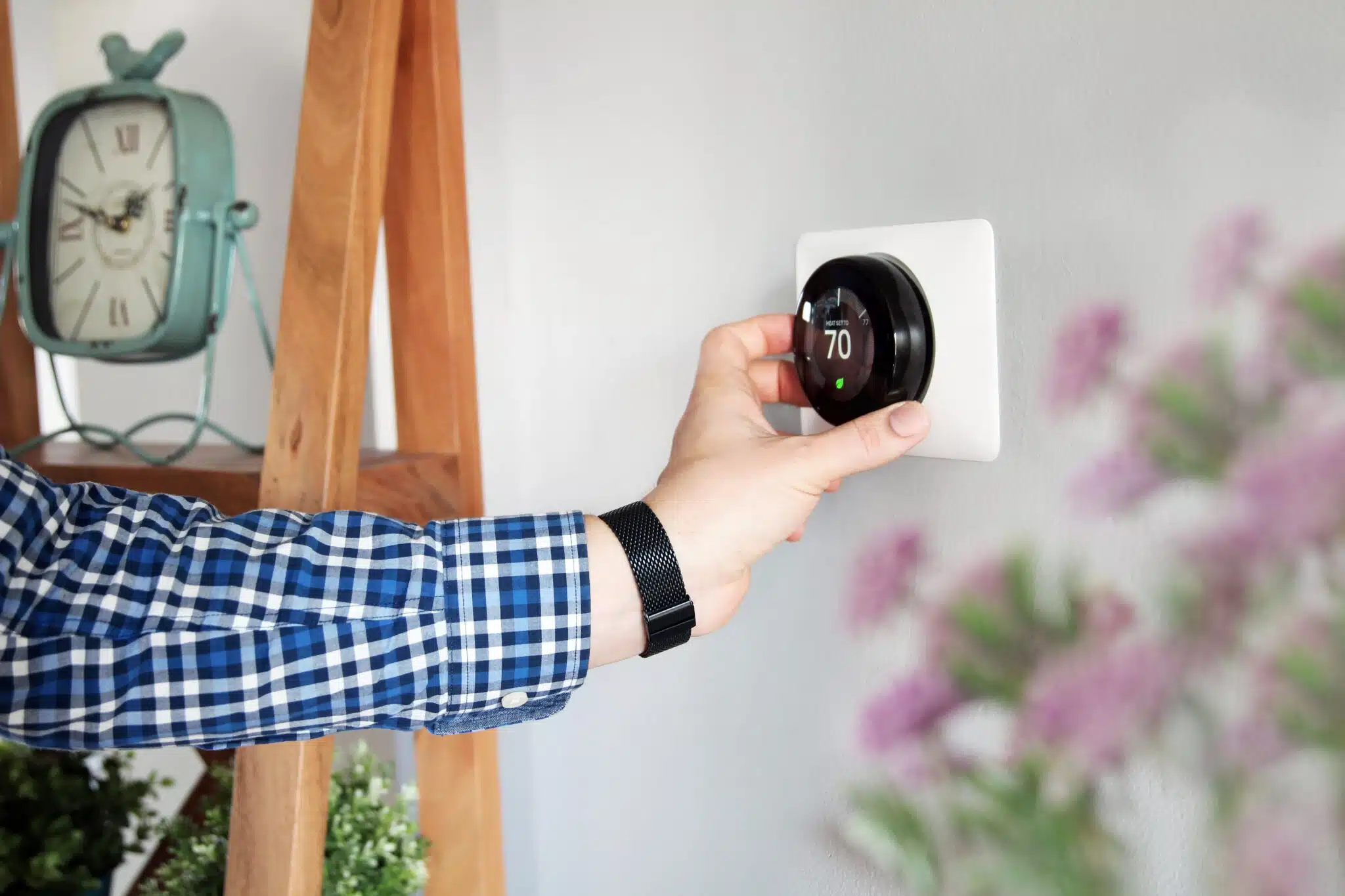 Smart thermostat, Seamless HVAC Integration.